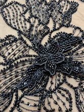 Dantela Couture 3D cu Flori Neagra cu Margele si Paiete